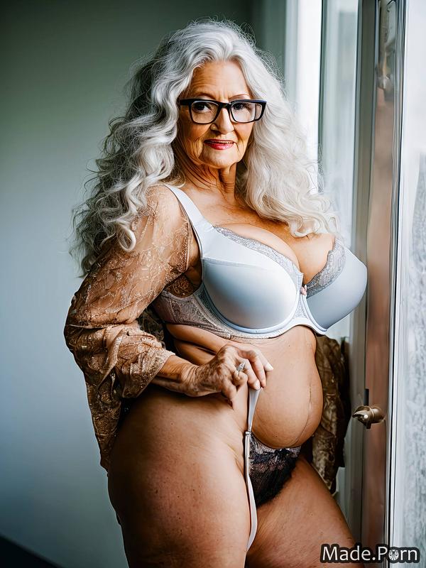 Porn Image Of Lipstick Thick Caucasian Bimbo Wild Afro Thick Thighs